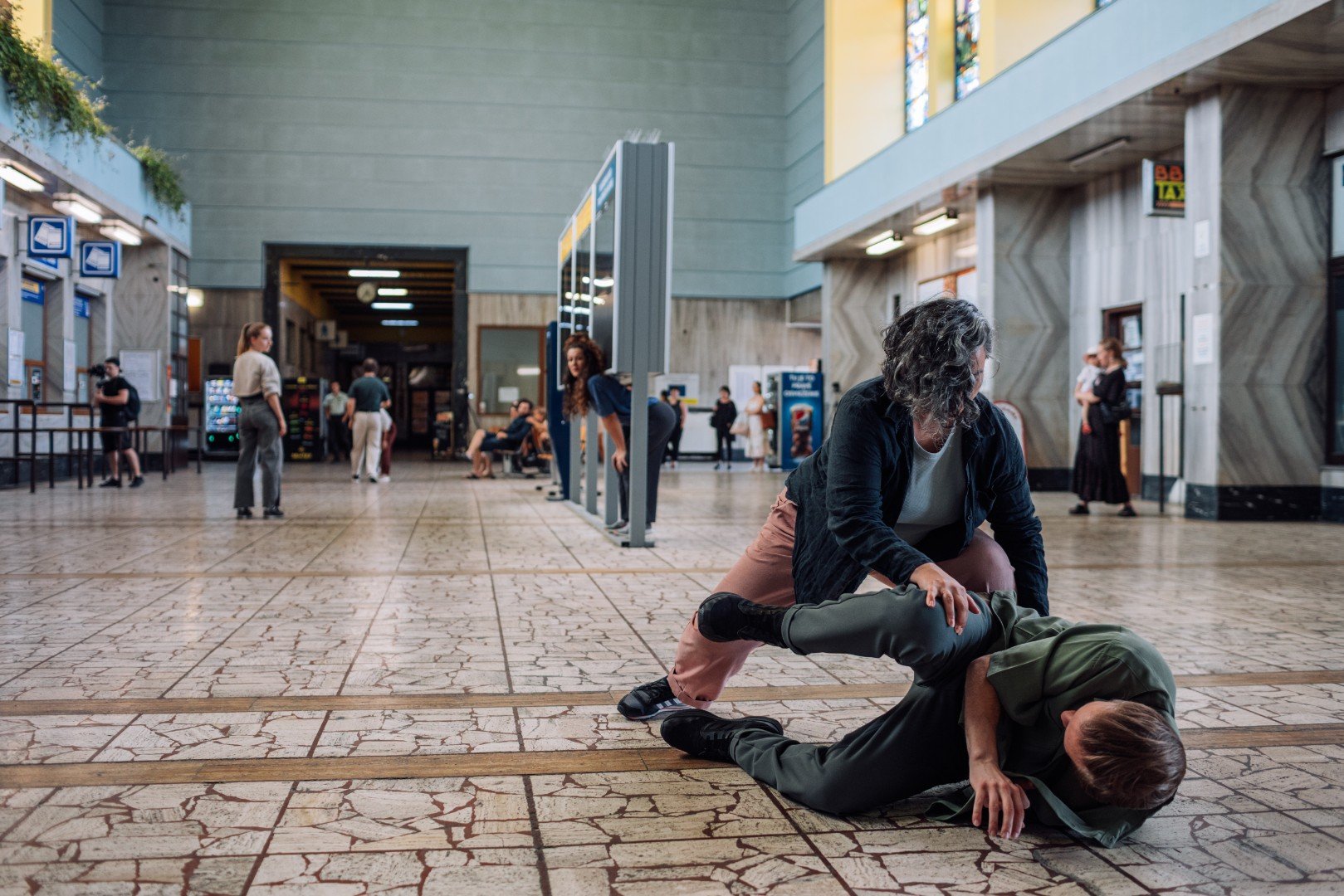 Connecting Stations
Autor: Marek Jančúch