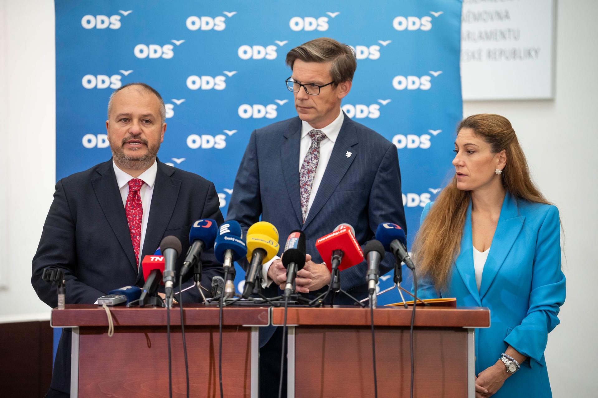 Sněmovna, 16. 4. 2027