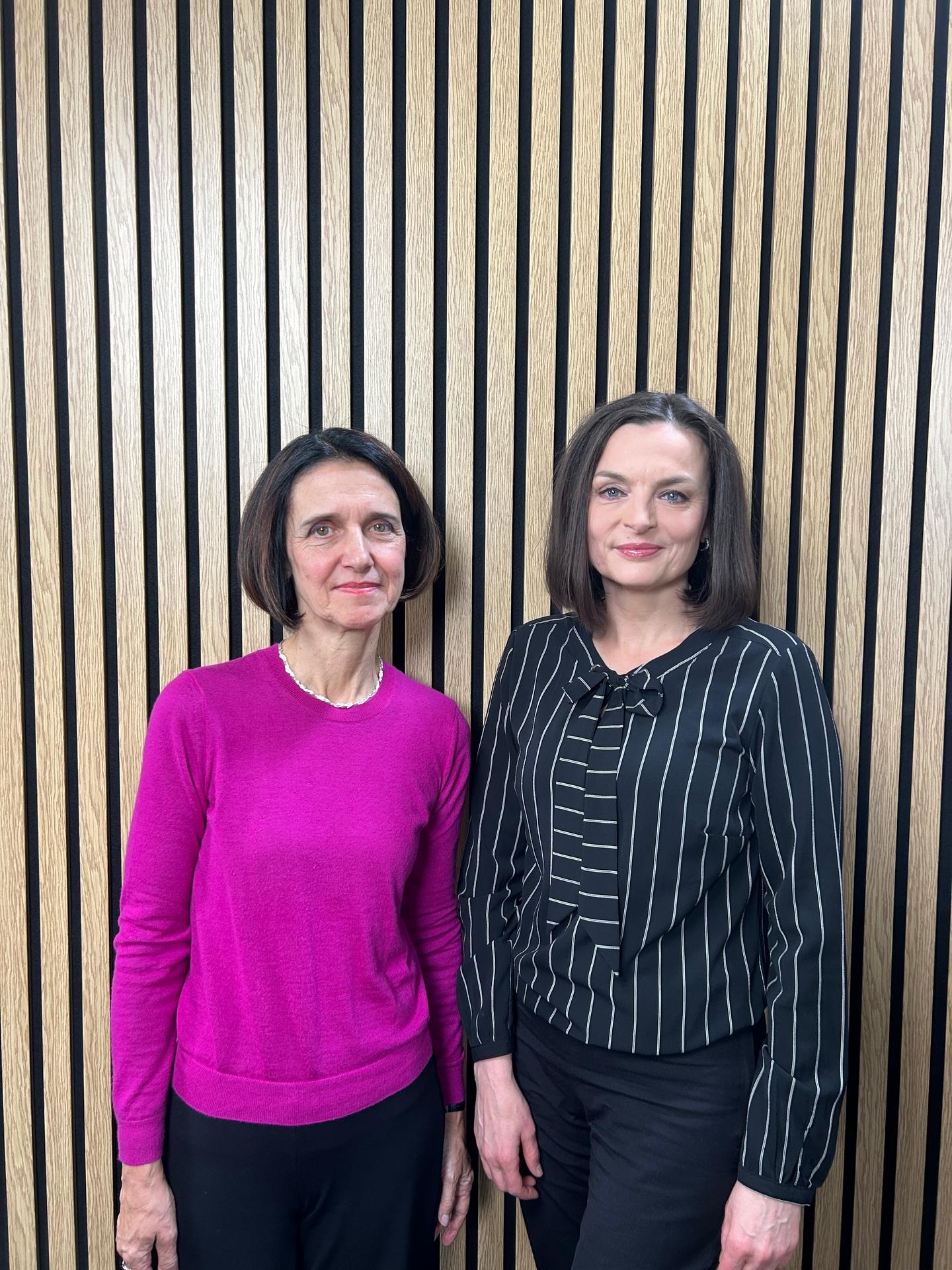 Kateřina Šimáčková: V Česku je extrémně vysoká penalizace mateřství. Ženy slouží mužům jak v rodině, tak v zaměstnání