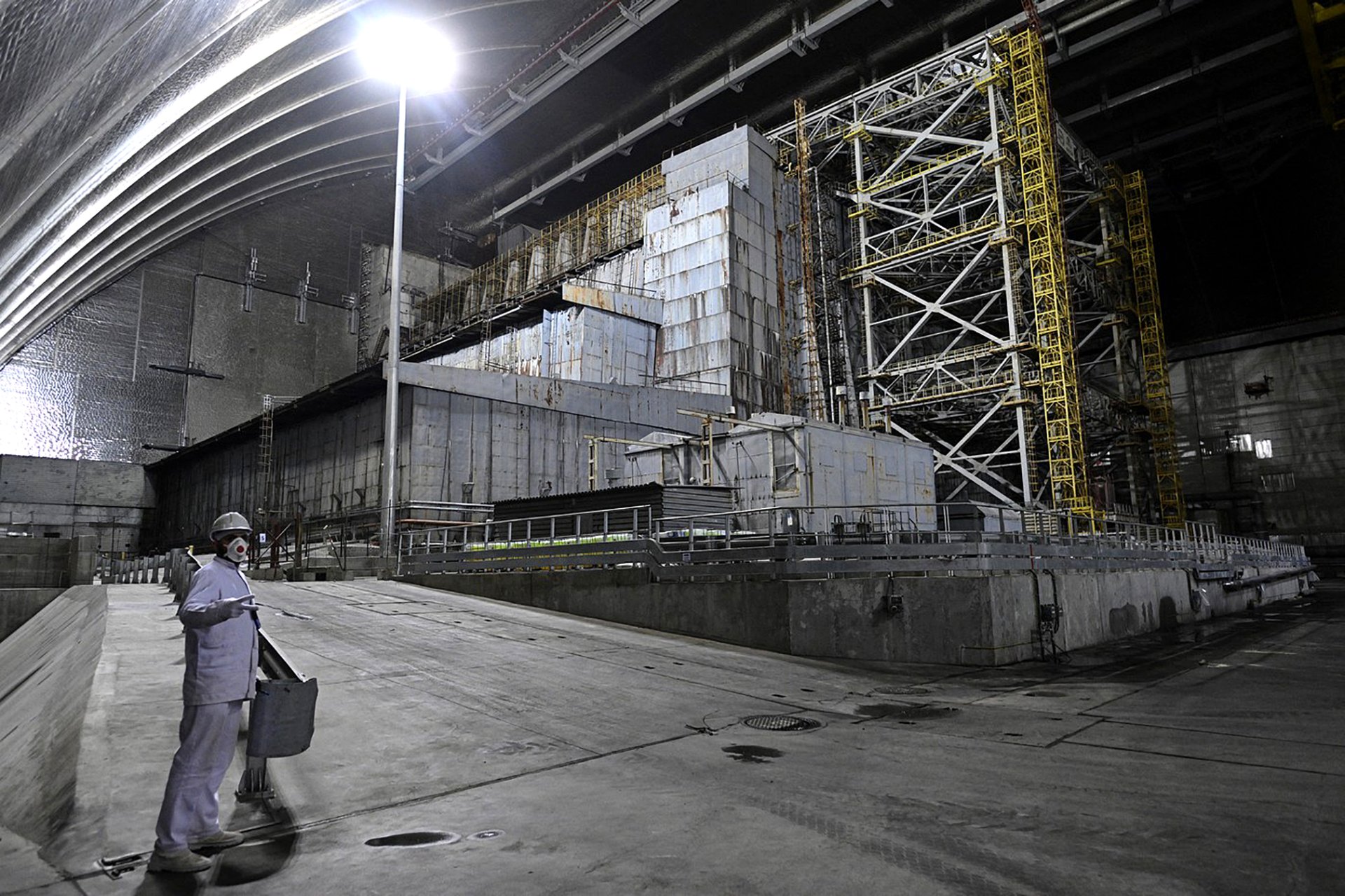 Před čtyřiceti lety evakuovali město Pripjať. Jaké otazníky nadále visí nad havárií v Černobylu? 