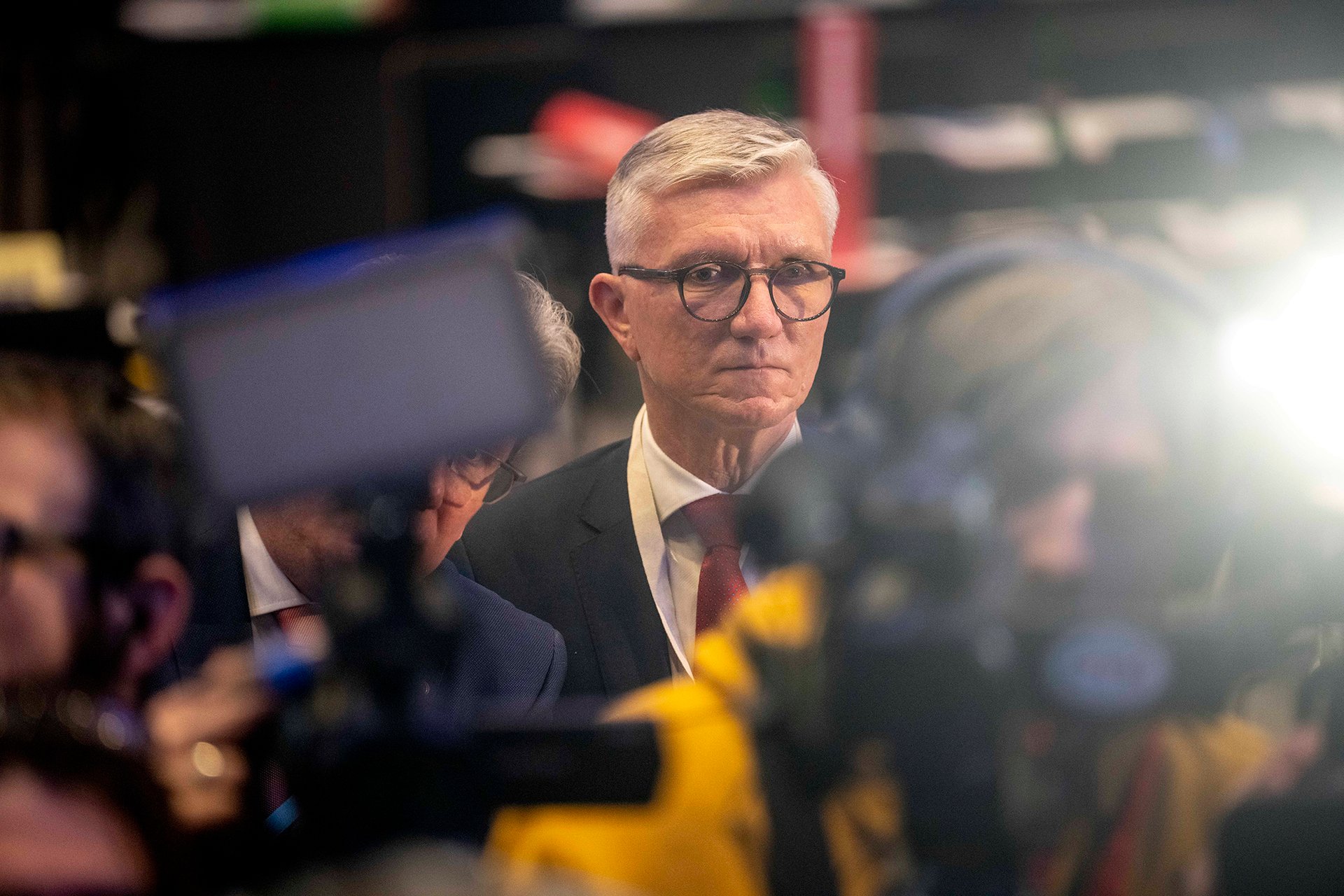 „Desetitisíce předpisů generují statisíce povinností.“ (Zdeněk Zajíček)