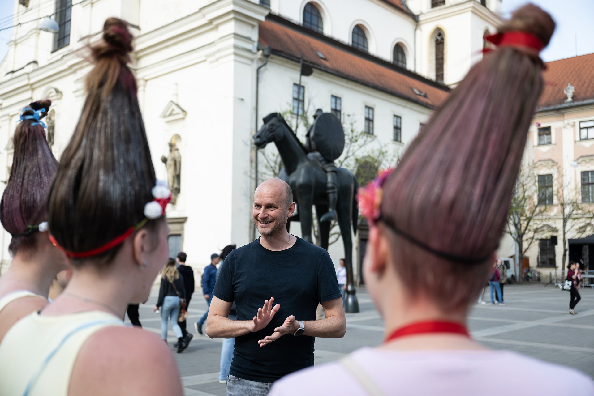 Neuvěřitelná srážka s realitou. (David Macek v debatě s maturantkami z brněnského gymnázia)
Autor: Matěj Stránský