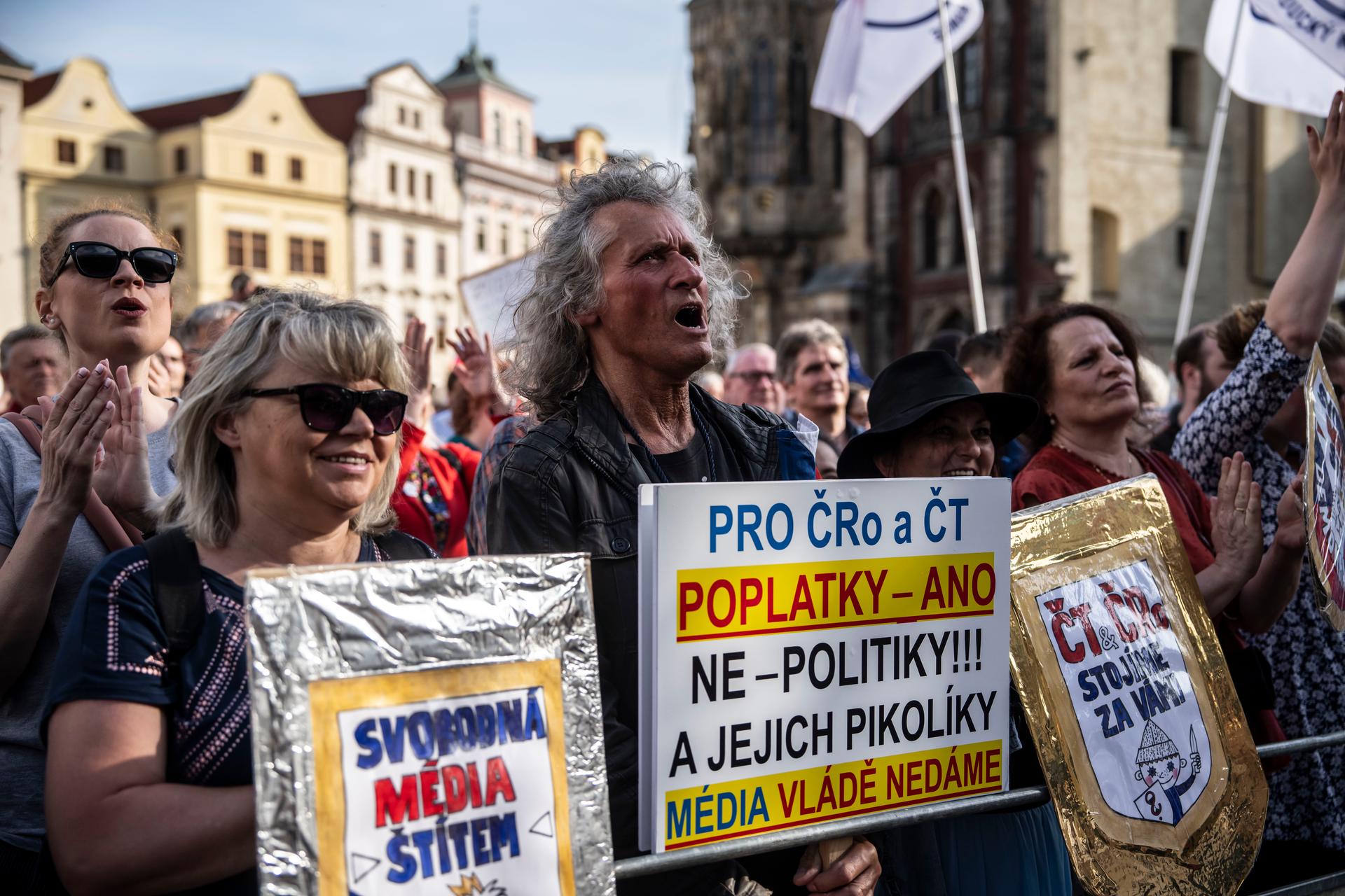 Shromáždění "Ruce pryč od médií“ 
Autor: Milan Jaroš