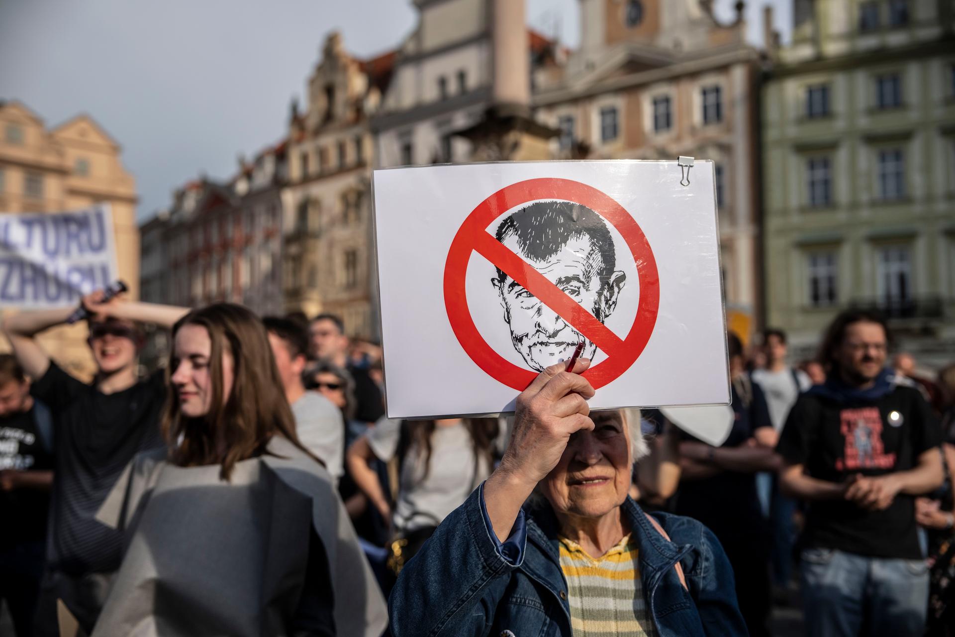 Shromáždění "Ruce pryč od médií“ 
Autor: Milan Jaroš