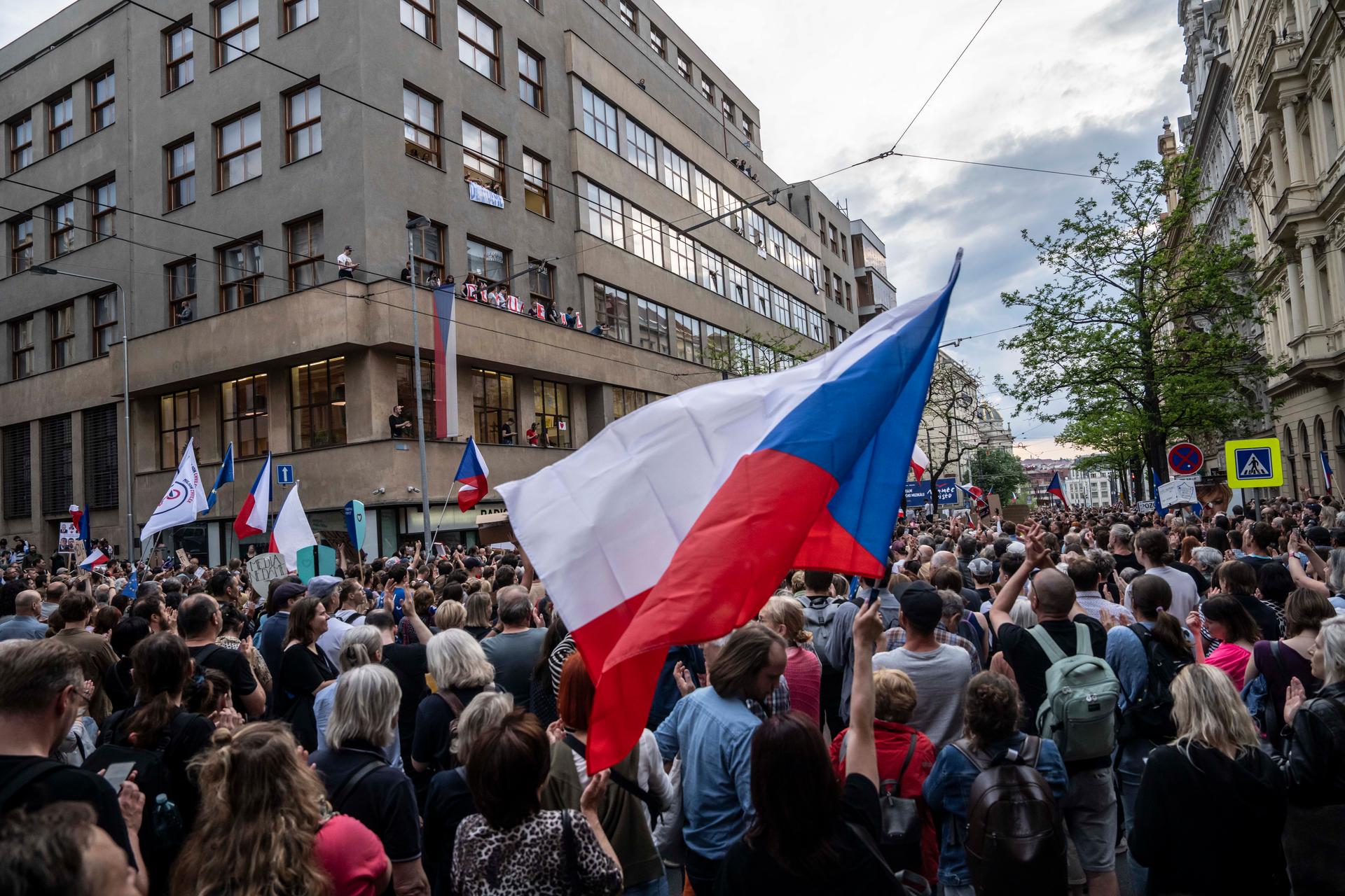 Shromáždění "Ruce pryč od médií“ 