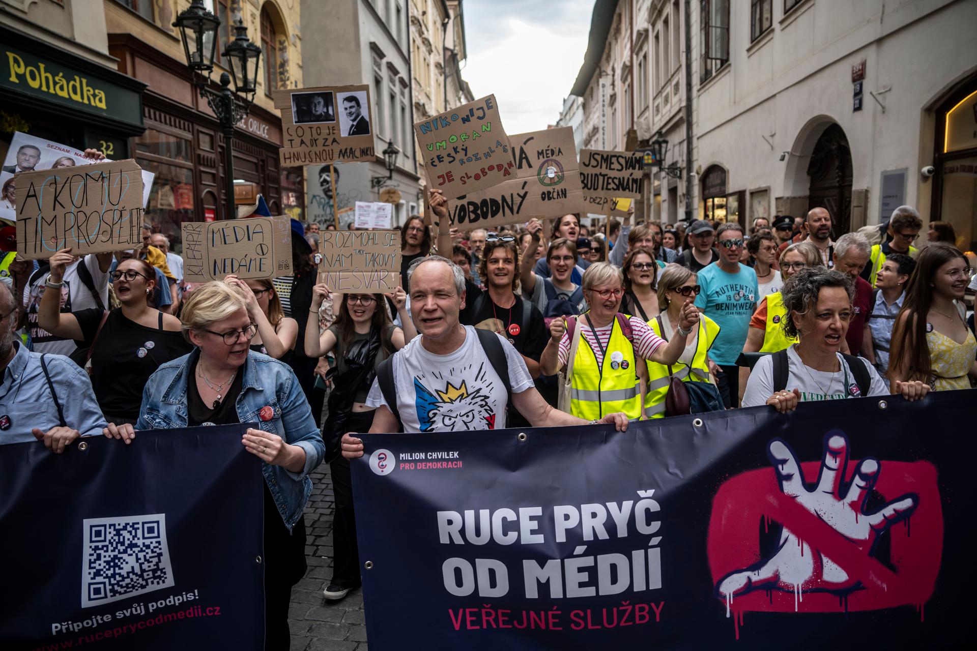 Shromáždění "Ruce pryč od médií“ 
Autor: Milan Jaroš
