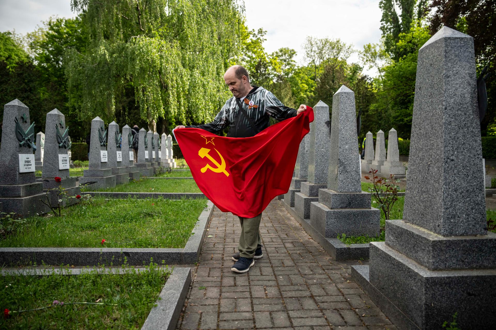 Noční vlci na Olšanských hřbitovech, 8.5. 2026
Autor: Milan Jaroš