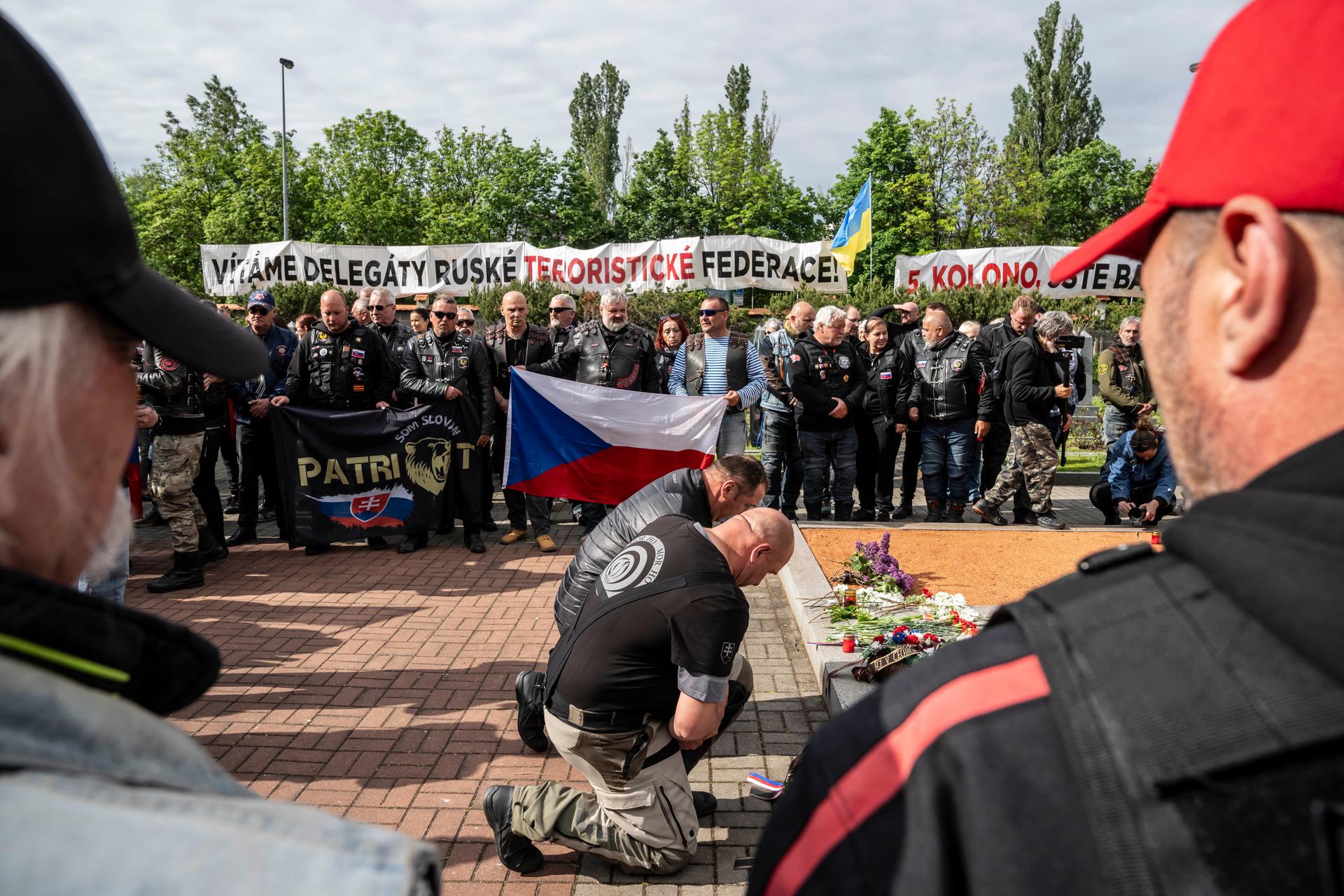 Noční vlci na Olšanských hřbitovech, 8.5. 2026
Autor: Milan Jaroš