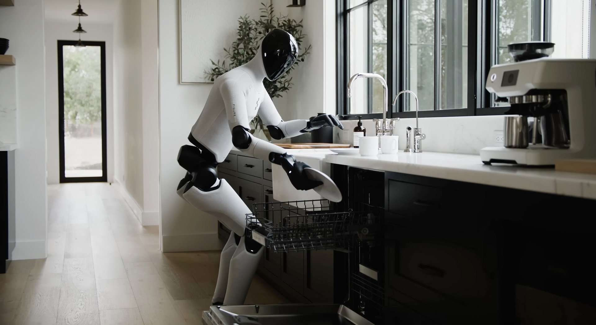 Figure 03 americké firmy Figure AI, jeden z nejpokročilejších humanoidních robotů současnosti. 
Autor: Figure AI / Ferrari / Profimedia