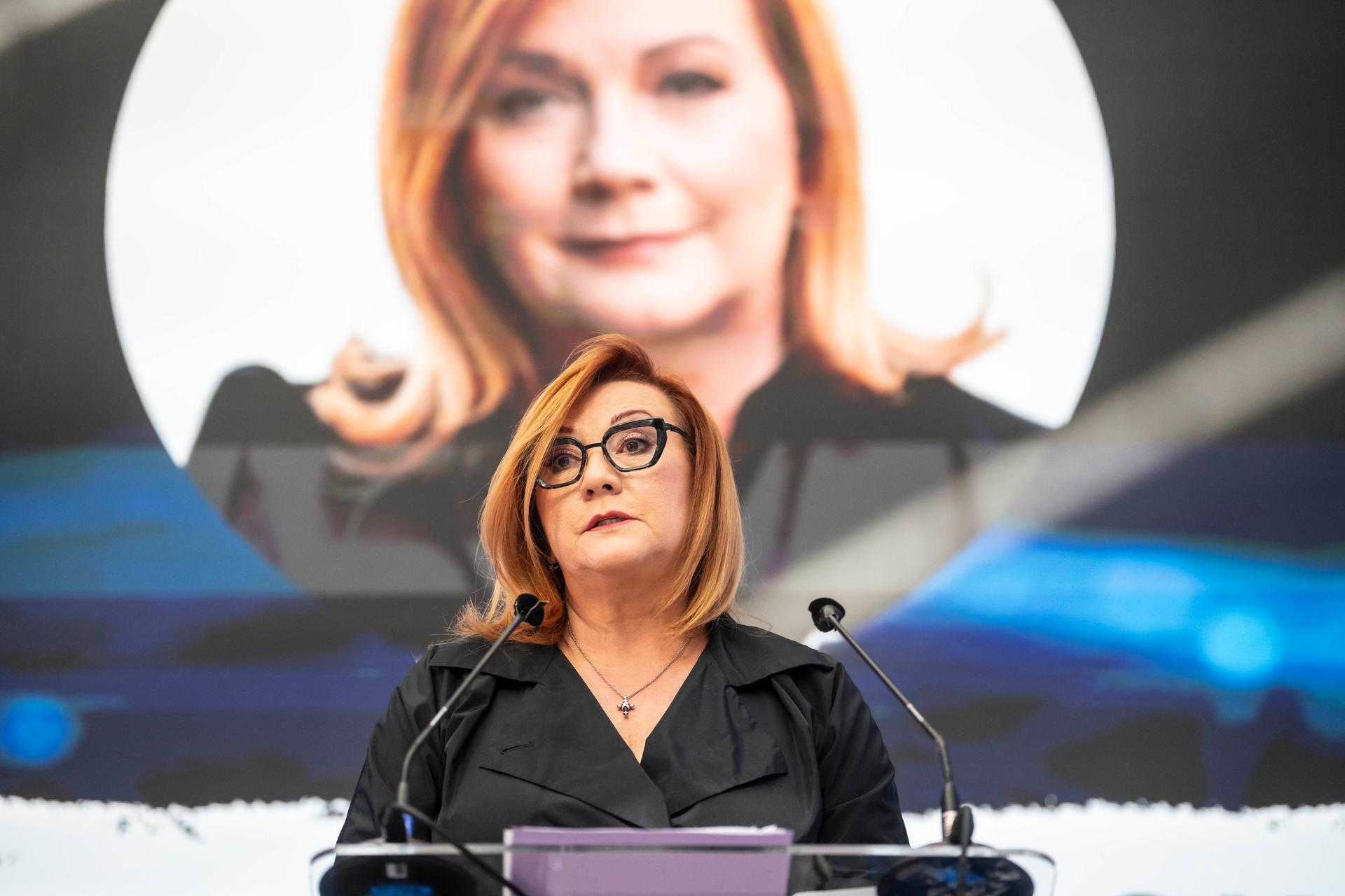 Vzhůru k vyšším dluhům, konsolidaci odkládáme, schválila si vláda
