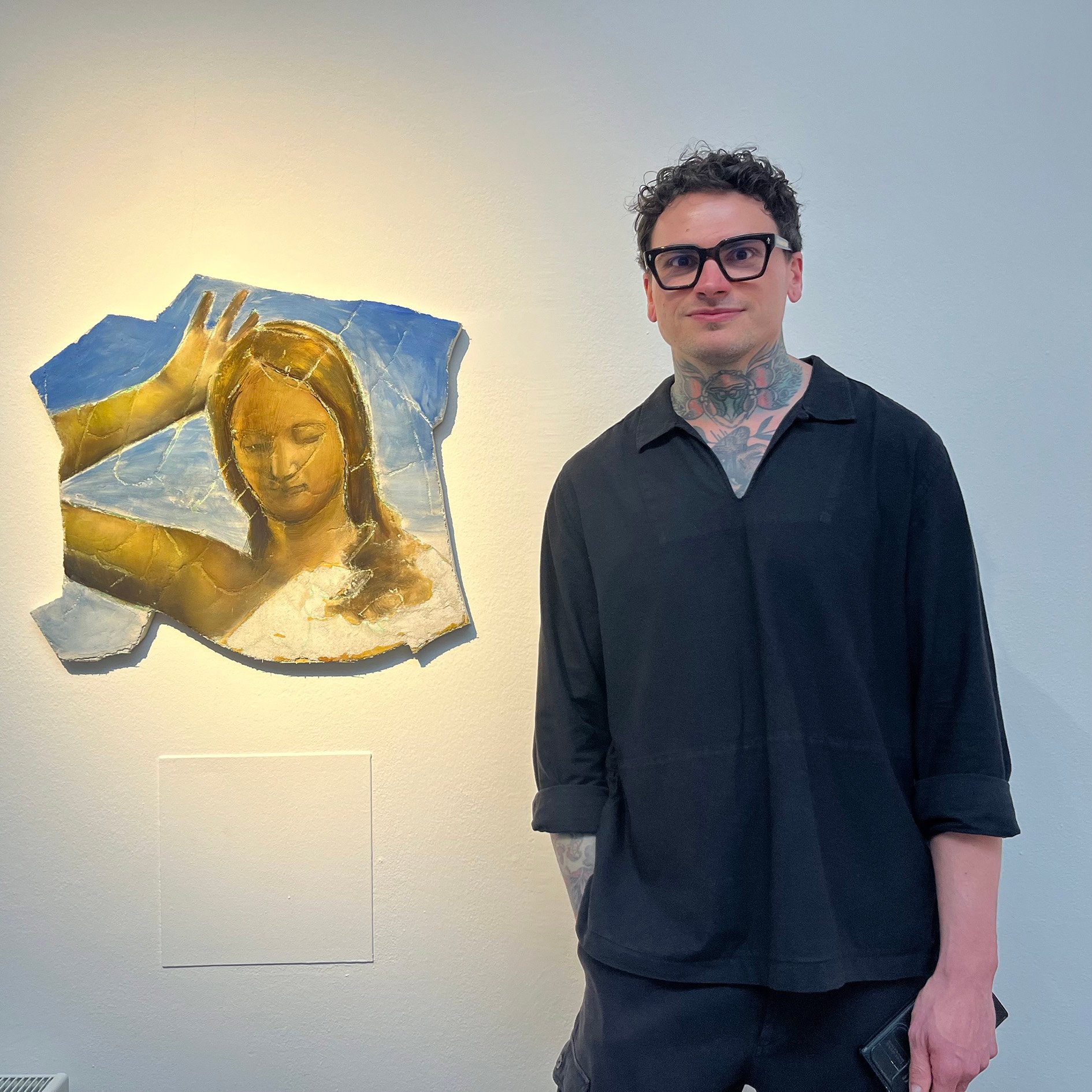 Výstava týdne: Těžké fresky malované s lehkostí – Dominik Běhal si v Bold Gallery říká o nějakou realizaci v architektuře