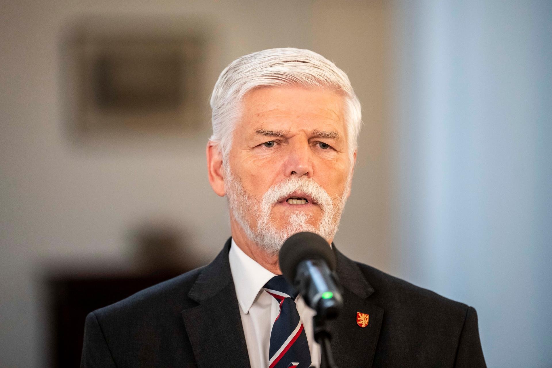 Prezident podal kompetenční žalobu. Co když vláda odmítne s Ústavním soudem spolupracovat?
