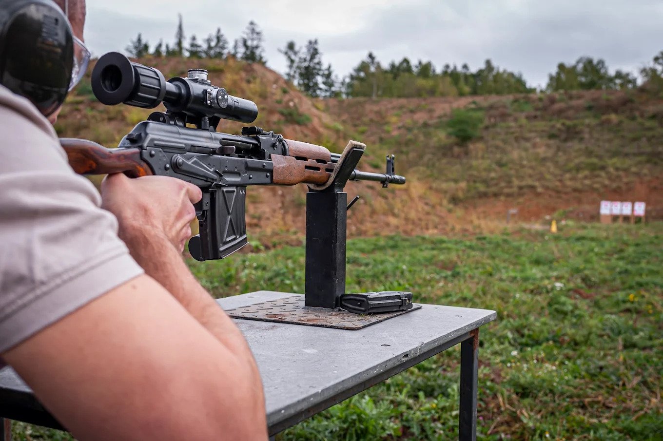 Akční adrenalin v Praze: Střílejte v centru i venku