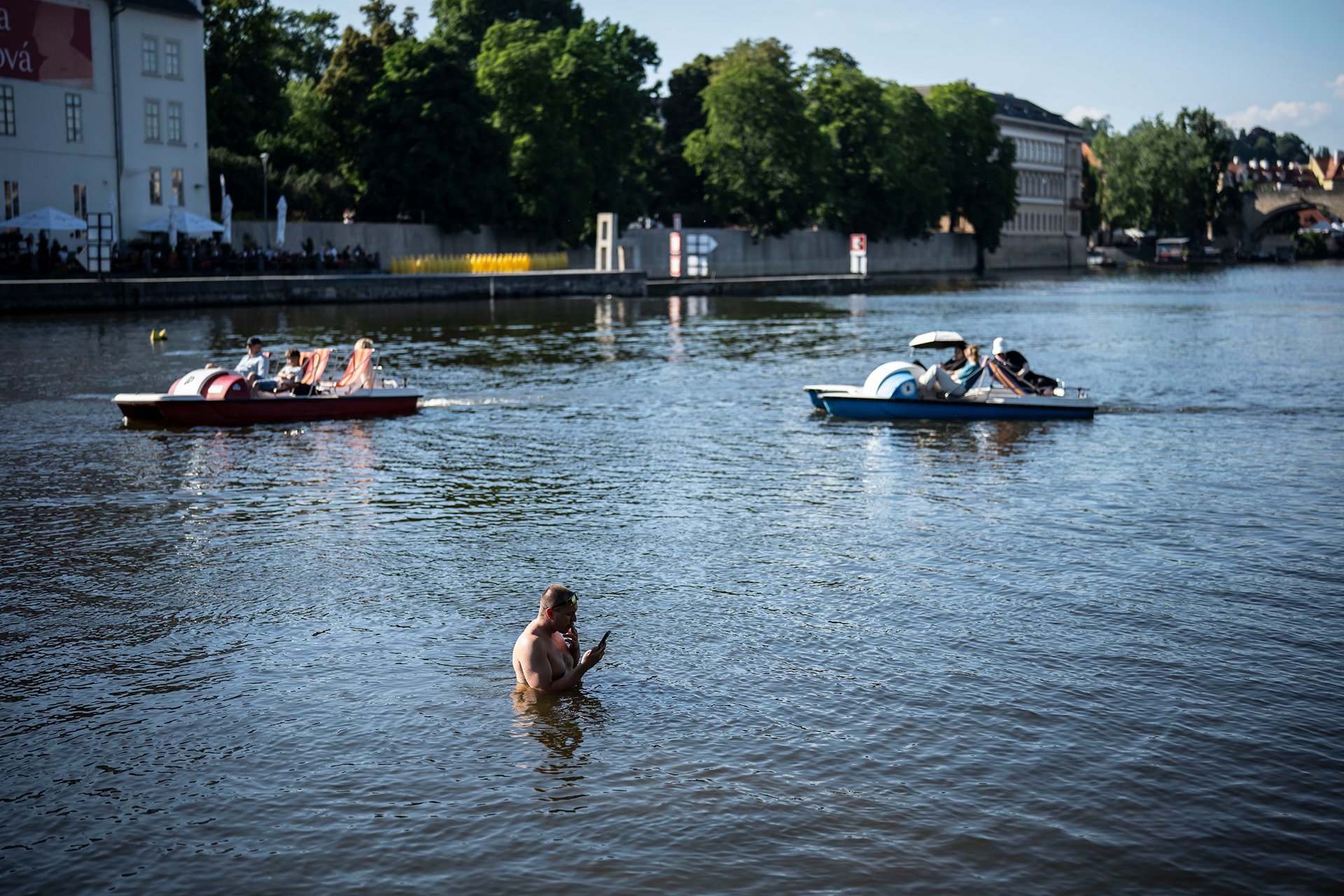 Horké dny, Praha, 24.6. 2026
Autor: Milan Jaroš