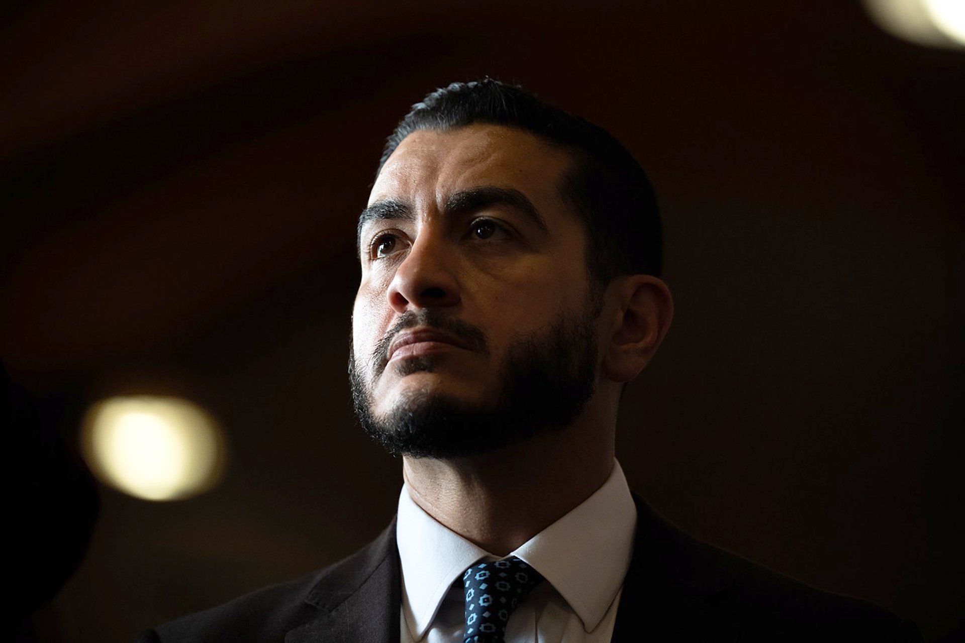 Kdo se mnou nesouhlasí, podplatili ho. A my víme kdo. (Abdul El-Sayed)