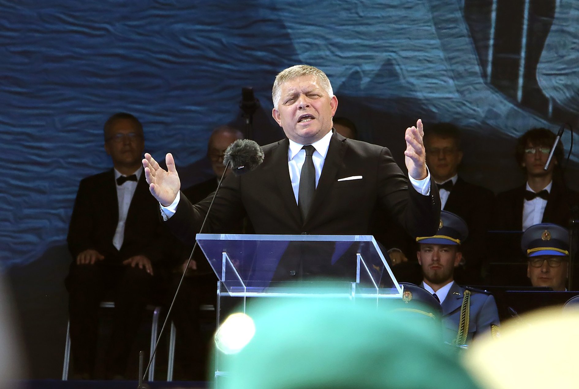 Robert Fico nerozumí literatuře, nebo jí nechce rozumět.