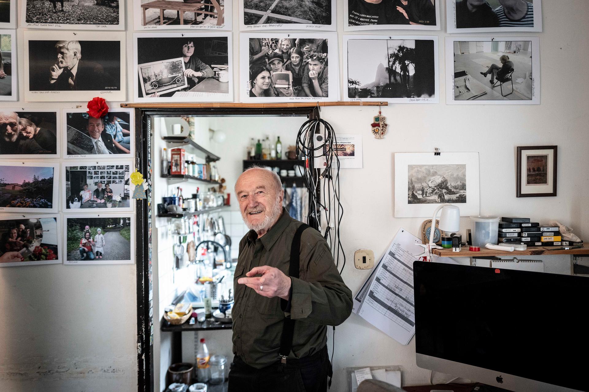Ten fotograf, co fotil Havla. (Holomíček)
Autor: Milan Jaroš