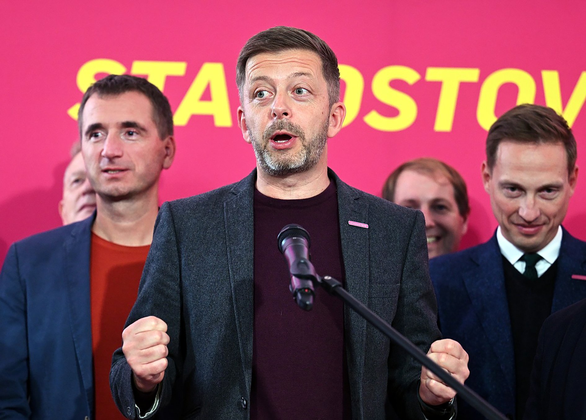 „Úvaha o tom, kdo je lídr opozice, vychází z volebních výsledků. A my s pokorou říkáme, že chceme být vyzyvatelem hnutí ANO a dokázat, že jsme schopni jim konkurovat.“